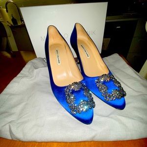 Manolo Blahnik 70mm Hangisi Sat Pump/Blue 38 (8)